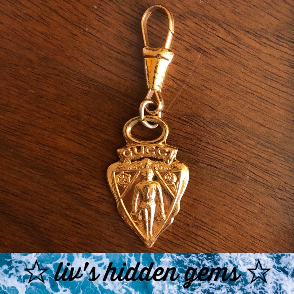 Vintage Gold Gucci Zipper Pull/Charm🌟
